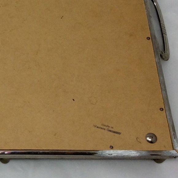 Incredible reverse painted tray with silver trim and handles. - Picture 13 of 14